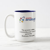 Sicherheits-Analytiker nimmt die Job zu ernst - Zweifarbige Tasse (Links)