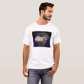 Sicht auf Afrika, Europa, den Nahen Osten und In T-Shirt (Vorne ganz)