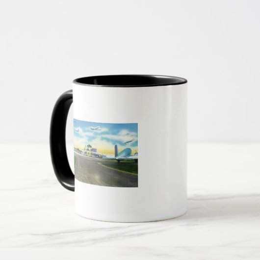 Sicht auf das Brainarfeld, Flugzeug Landung & Tasse (Vorderseite Links)