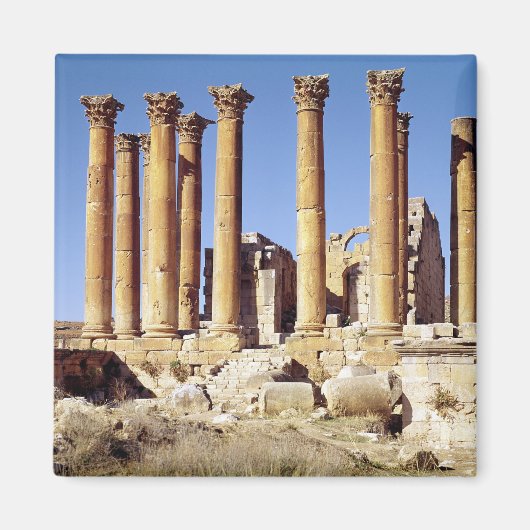 Sicht auf den Artemis-Tempel, gebaut um 386 n.Chr. Magnet (Vorne)
