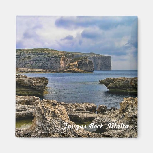 Sicht auf den Fungus-Felsen in Malta Magnet (Vorne)