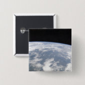 Sicht auf den Planeten Erde vom Weltraum Button (Vorne & Hinten)