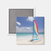 Sicht auf den Strand mit Segelboot Magnet (Vorderseite/Rückseite)
