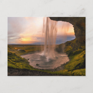 Sicht auf den Wasserfall von Island Seljalandsfoss Postkarte