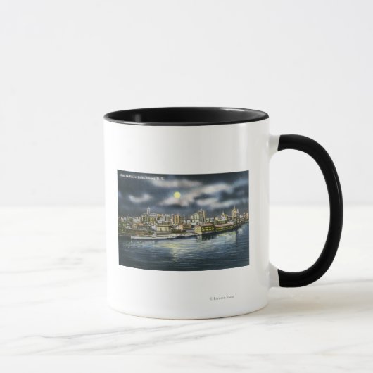 Sicht auf die Skyline von Albany in der Nacht Tasse (Rechts)