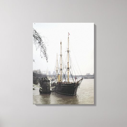 Sicht auf die Themse mit RRS Discovery Leinwanddruck (Vorderseite)
