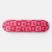 Sichtbares Muster in rosa und rotem Herzen Skateboard (Horizontal)