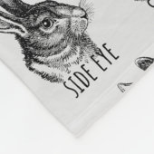 Side Eye Funny Bunny Fleecedecke (Ecke)