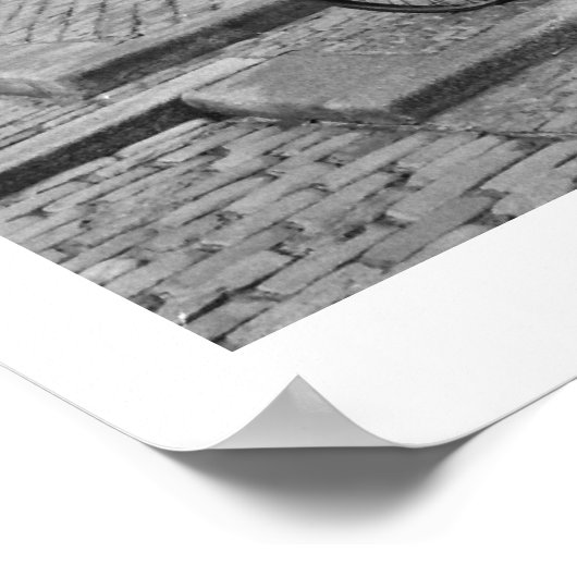 Side Street in Paris Poster (Ecke)