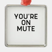 Sie arbeiten stumm von Zuhause. Ornament Aus Metall (Vorne)