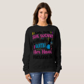 Sie arbeitet bereitwillig mit ihrem Labrador Tech  Sweatshirt (Vorne ganz)