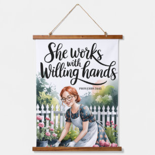 Sie arbeitet mit willigen Händen Christliche Fraue Wandteppich Mit Holzrahmen