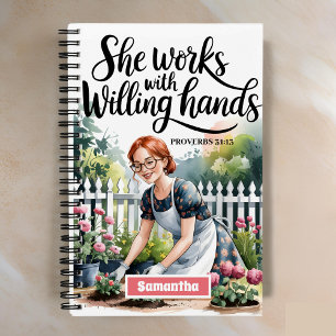 Sie arbeitet mit Willing Hands Women Journal Notizblock