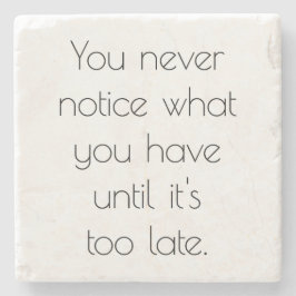 Sie bemerken nie, dass der Untersetzer aus Marmors