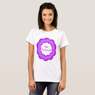 Sie bestand lila fort und rosa Blume widerstehen T-Shirt