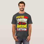 Sie betrachten einen Phantastischen Lineman Electr T-Shirt (Vorne ganz)