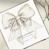 Sie binden das Brautparty des weißen Bowes Serviette