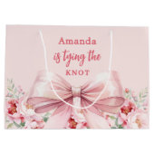 Sie bindet das blühende Brautparty am Knoten Große Geschenktüte (Rückseite)