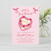 Sie bindet das Brautparty der Knot Coquette Cherry Einladung (Stehend Vorderseite)