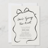 Sie bindet das Brautparty des Knotens Black Bow Einladung (Vorderseite)