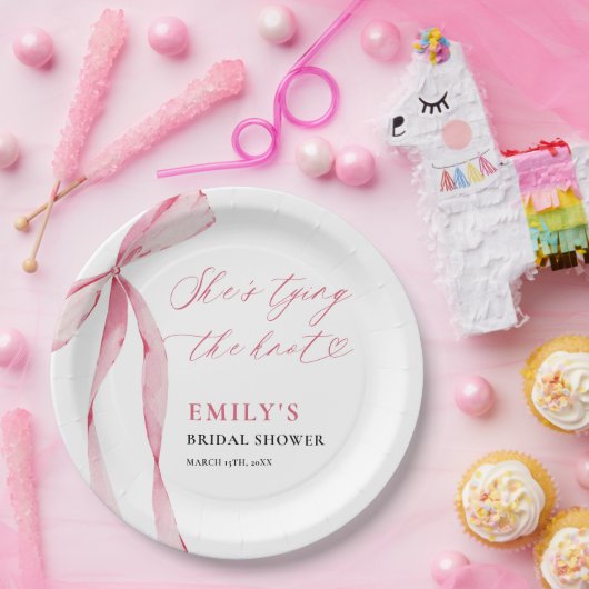 Sie bindet das Brautparty des Knotens Pappteller (Party)