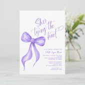 Sie bindet das Brautparty des Lila Knotens Einladung (Stehend Vorderseite)