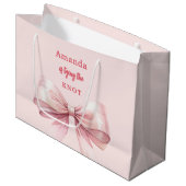 Sie bindet das knochenrosa Brautparty an Große Geschenktüte (Vorderseite Schrägansicht)