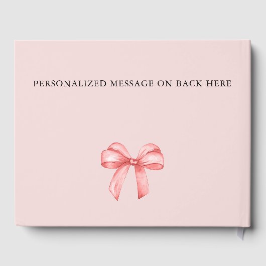 Sie bindet das knochenrosa Brautparty Gästebuch (Rückseite)