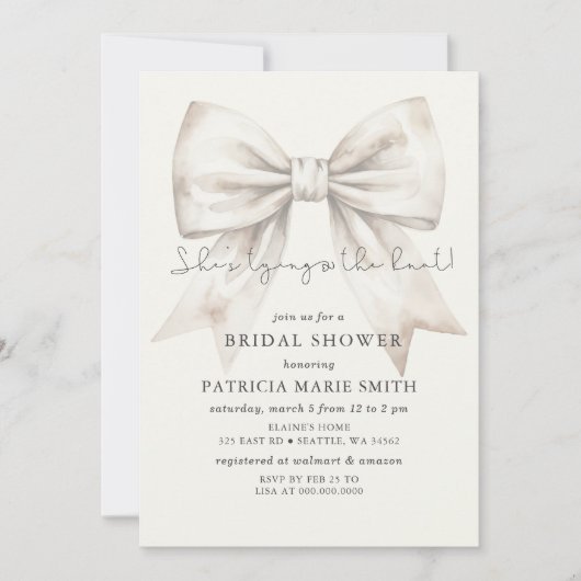 Sie bindet das knochenweiße Brautparty Einladung (Vorderseite)