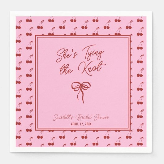 Sie bindet den Cocktail des Knot-Cherry-Brautparty Serviette