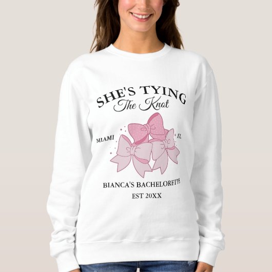Sie bindet den knochenrosa Bogen-Junggeselinnen-Ab Sweatshirt (Vorderseite)
