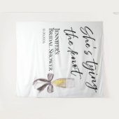 Sie bindet den Knoten | Brautparty-Backdrops Wandteppich (Vorderseite (Horizontal))