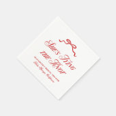 Sie bindet den nicht roten, eleganten Handgezeichn Serviette (Ecke)