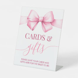 Sie bindet die knospenrosa Ribbon-Bridal Sockelschild