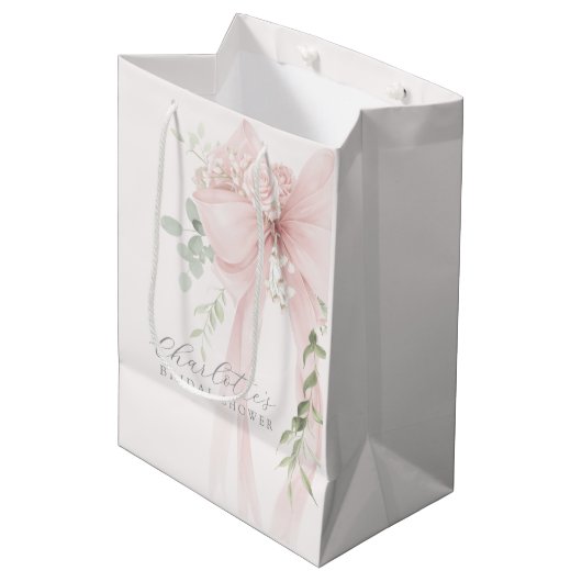 Sie bindet einen Knoten Bow Brautparty Mittlere Geschenktüte (Vorderseite Schrägansicht)