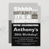 Sie bläst es nicht, es ist eine Überraschungsgebur Einladung (Vorne/Hinten)