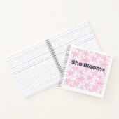 Sie blüht Inspiratives Blumen-Notizbuch Notizblock (Innenseite)