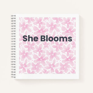 Sie blüht Inspiratives Blumen-Notizbuch Notizblock