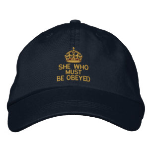 Sie, der gehorcht werden muss, Behielt Calm Crown Bestickte Kappe