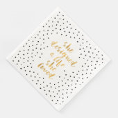 Sie entwarf ein Leben, das sie mit Goldfolie aus I Serviette (Ecke)