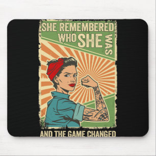 Sie erinnerte sich daran, wer sie war, und das Spi Mousepad