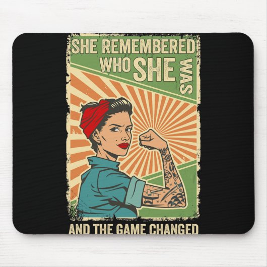Sie erinnerte sich daran, wer sie war, und das Spi Mousepad (Vorne)
