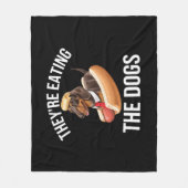 Sie essen die Hunde Donald Trump Debate 2024 Fleecedecke (Vorderseite)