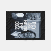 Sie essen die Hunde Fleecedecke (Vorderseite (Horizontal))