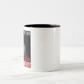 Sie essen die Hunde Trump 2024-Debatte Zweifarbige Tasse (Mittel)