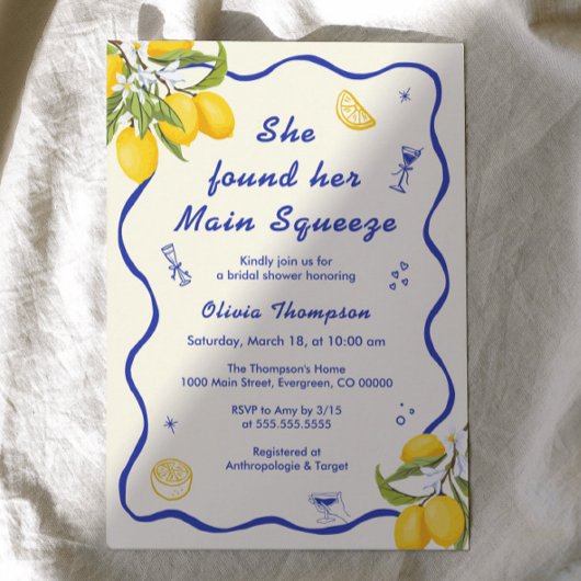 Sie fand ihr Haupt-Squeeze-Brautparty Einladung