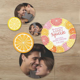 Sie fand ihr Haupt-Squeeze-Brautparty Konfetti