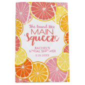 Sie fand ihr Haupt-Squeeze-Brautparty Mittlere Geschenktüte (Vorderseite)