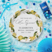 Sie fand ihr Haupt-Squeeze-Citrus-Brautparty Pappteller (Party)