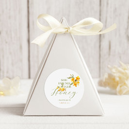 Sie fand ihr Honey Bee Floral Brautparty Runder Aufkleber